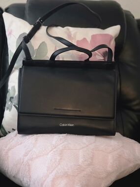 Calvin Klein Black Structured Top-Handle Crossbody Bag